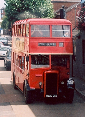 RT190 at Raynes Park Station.