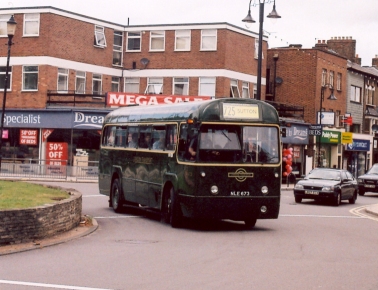 RF673 on 725, Malden Fountain.