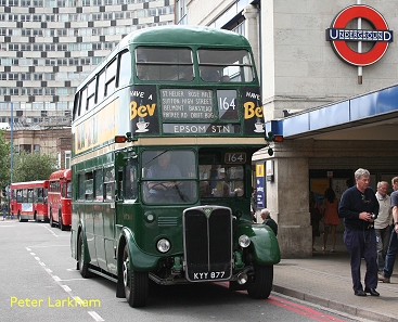 RT3148 at Morden Station.