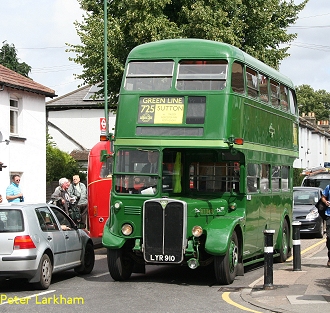 RT3491 on 725 at Sutton Garage (Peter Larkham)