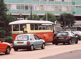 T31 at North Cheam on 213.