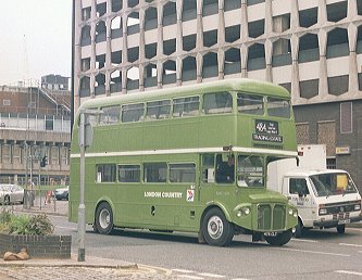 RMC1476 on 484, Slough