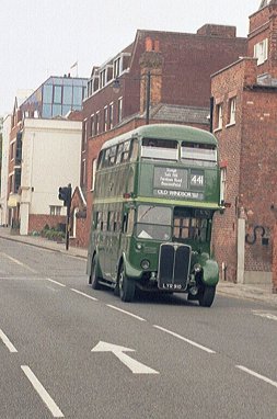 RMC1476 on 417, Windsor Bus Stn