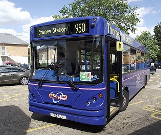 DN1 on 950, Staines Stn