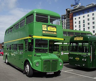 RML2323 at Slough Station