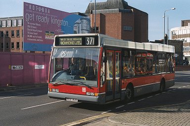 XL2 at Kingston Bus Station