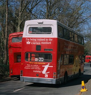 M1022 in Redhill Road