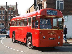 RF366 in King Street on 434