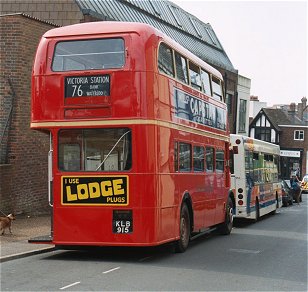 RTW185 near the bus park