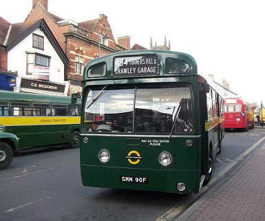 MB90 on 434 at East Grinstead, April 2012