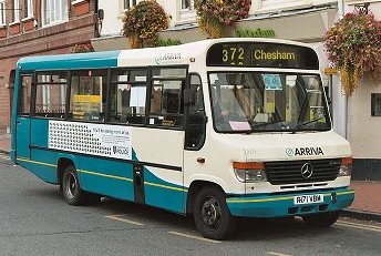 2183 on 322 at Watford Junction, April 2004
