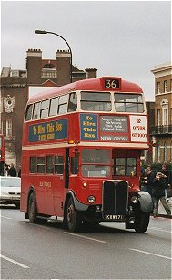 RT3062 approaches New Cross Garage